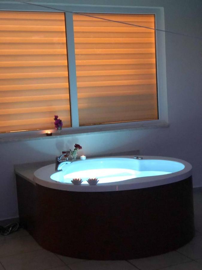 Babylon Luxury Villa With Private Pool And Indoor Heated Pool Side Exteriér fotografie